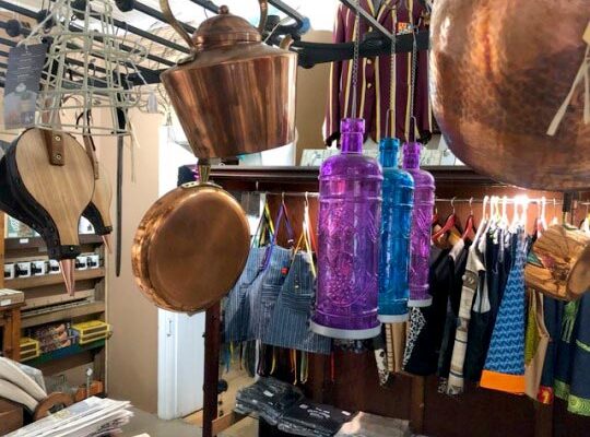 Krimskrams in Oom Samie Se Winkel in Stellenbosch