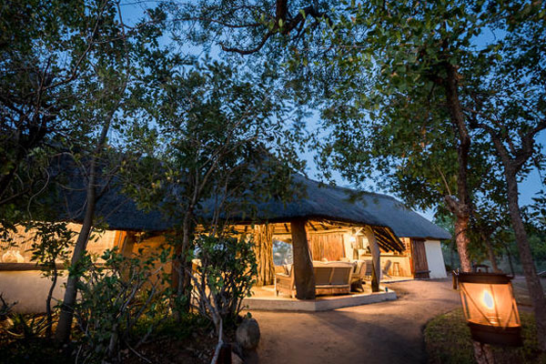 Afrika On Foot Aussenansicht der Lodge