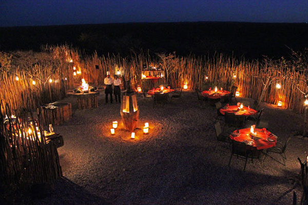 Das Taleni Village ist ein Camp in Etosha und gehört zu einer Namibia Reise